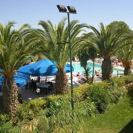 Morfeas Hotel